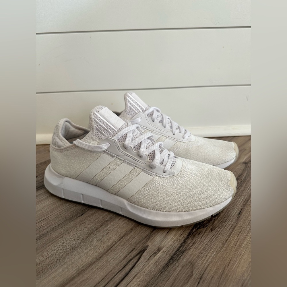 Adidas swift run white on white size 11